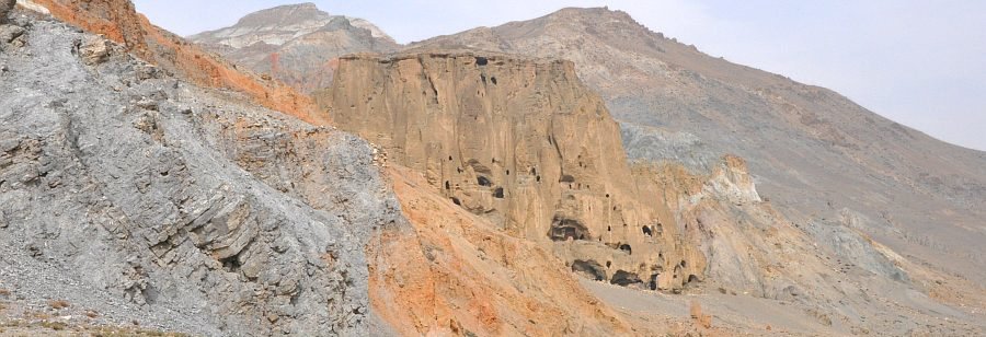 Mustang Caves